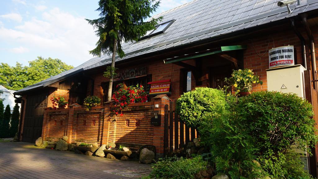 Pas Birute Hotel Kaunas Buitenkant foto