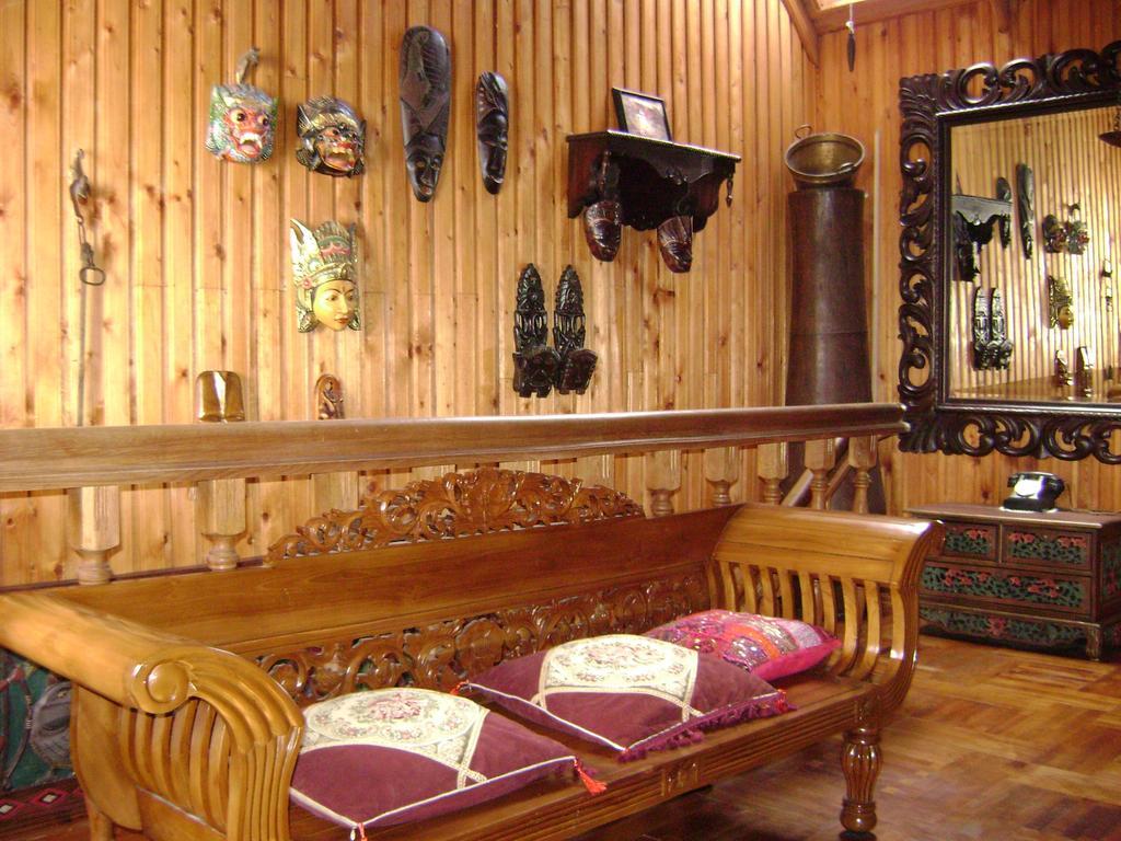 Pas Birute Hotel Kaunas Buitenkant foto